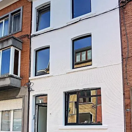 Apartment 1ere Etage Une Renory *